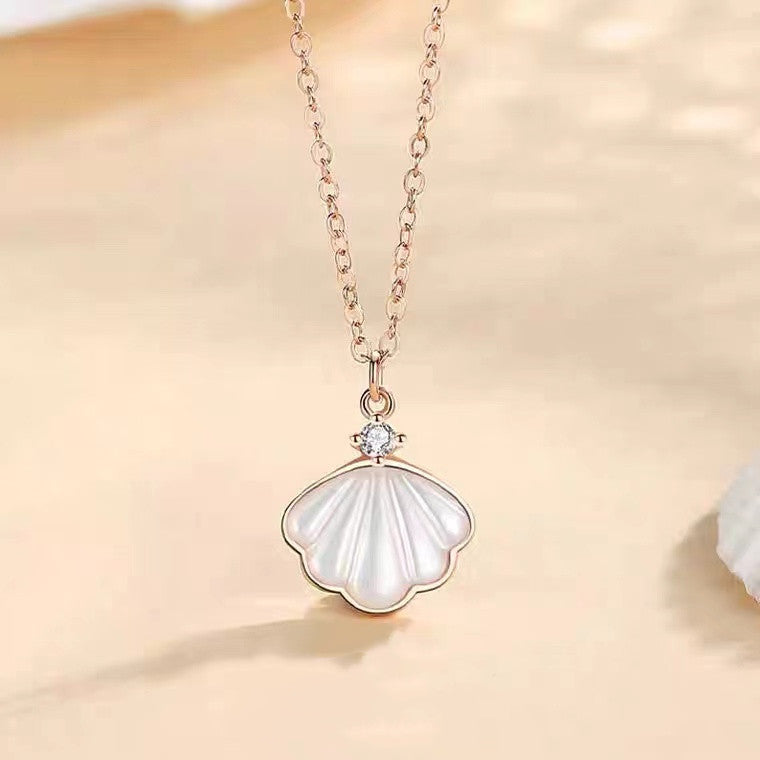 (Two Colours) White Fritillary Fan Shape Pendants 925 Silver Collarbone Necklace for Women