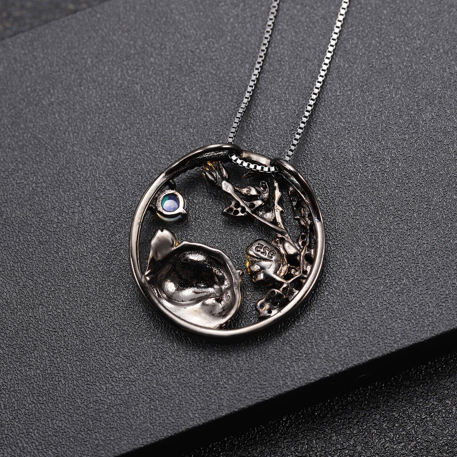 Animal Element Design Zodiac Series Inlaid Natural Colourful Gemstone Tiger Pendant Silver Necklace for Women