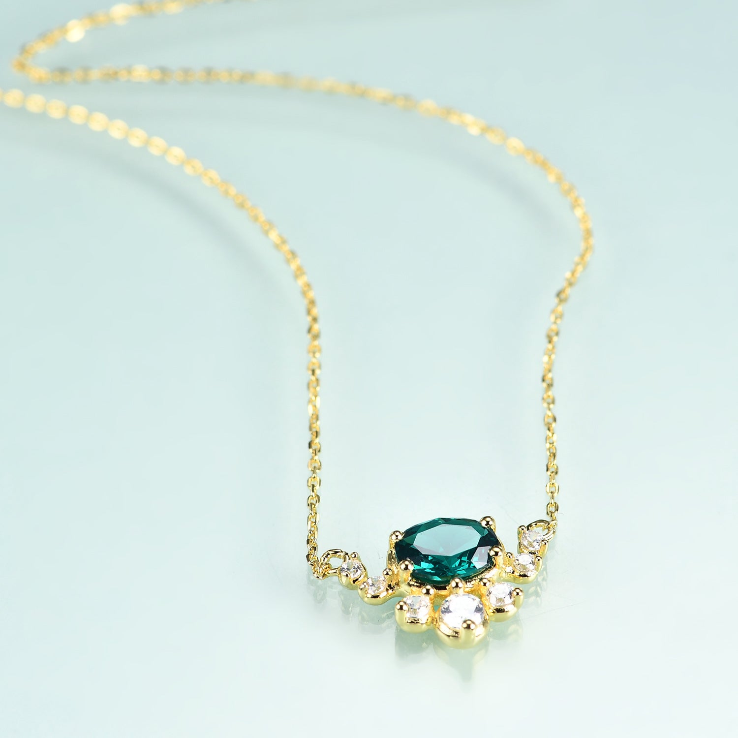 Charm Style Inlaid Emerald Nanometer Stone Pendant Plated Gold Silver Necklace for Women