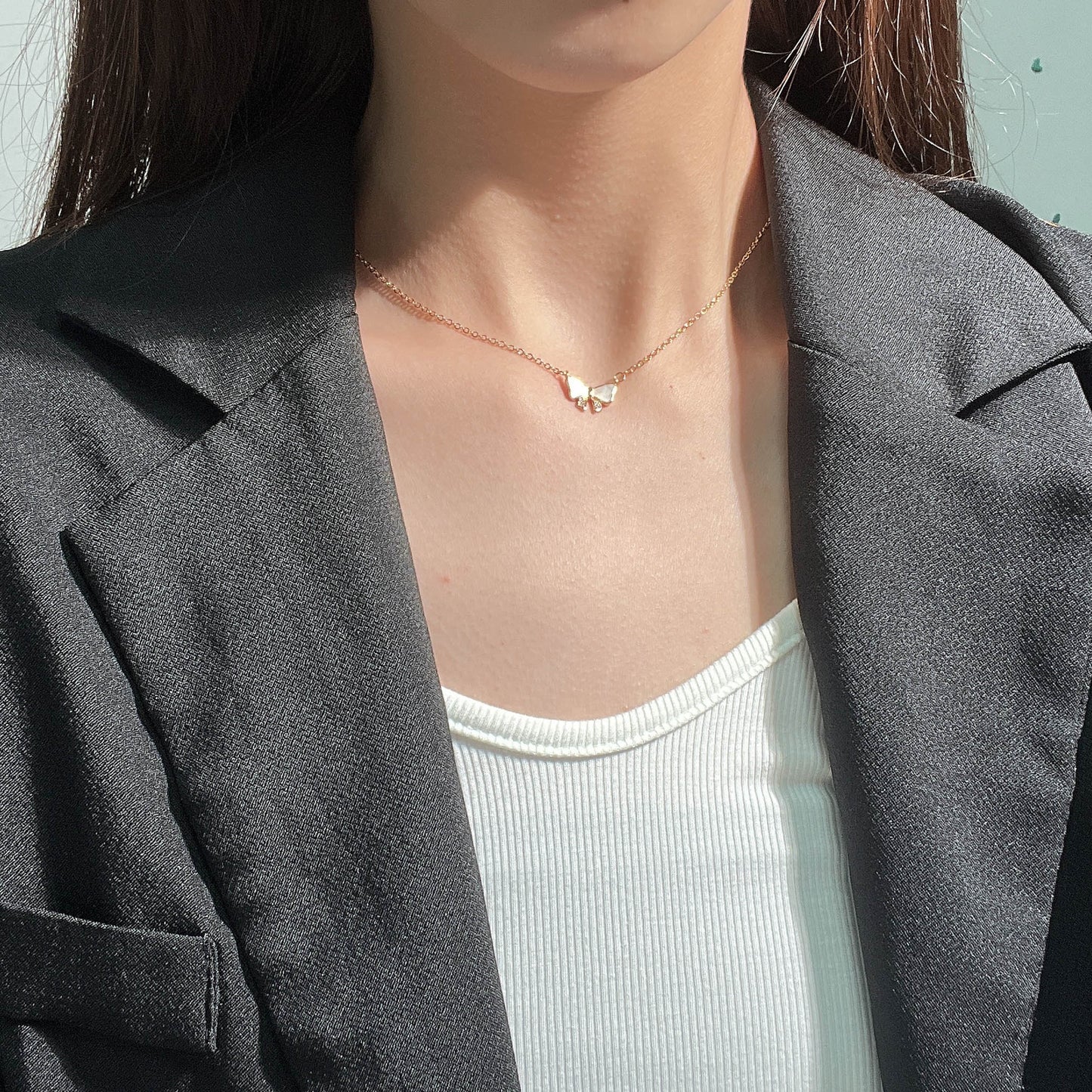 Mother of Pearl Bowknot with Zircon Silver Necklace for Women