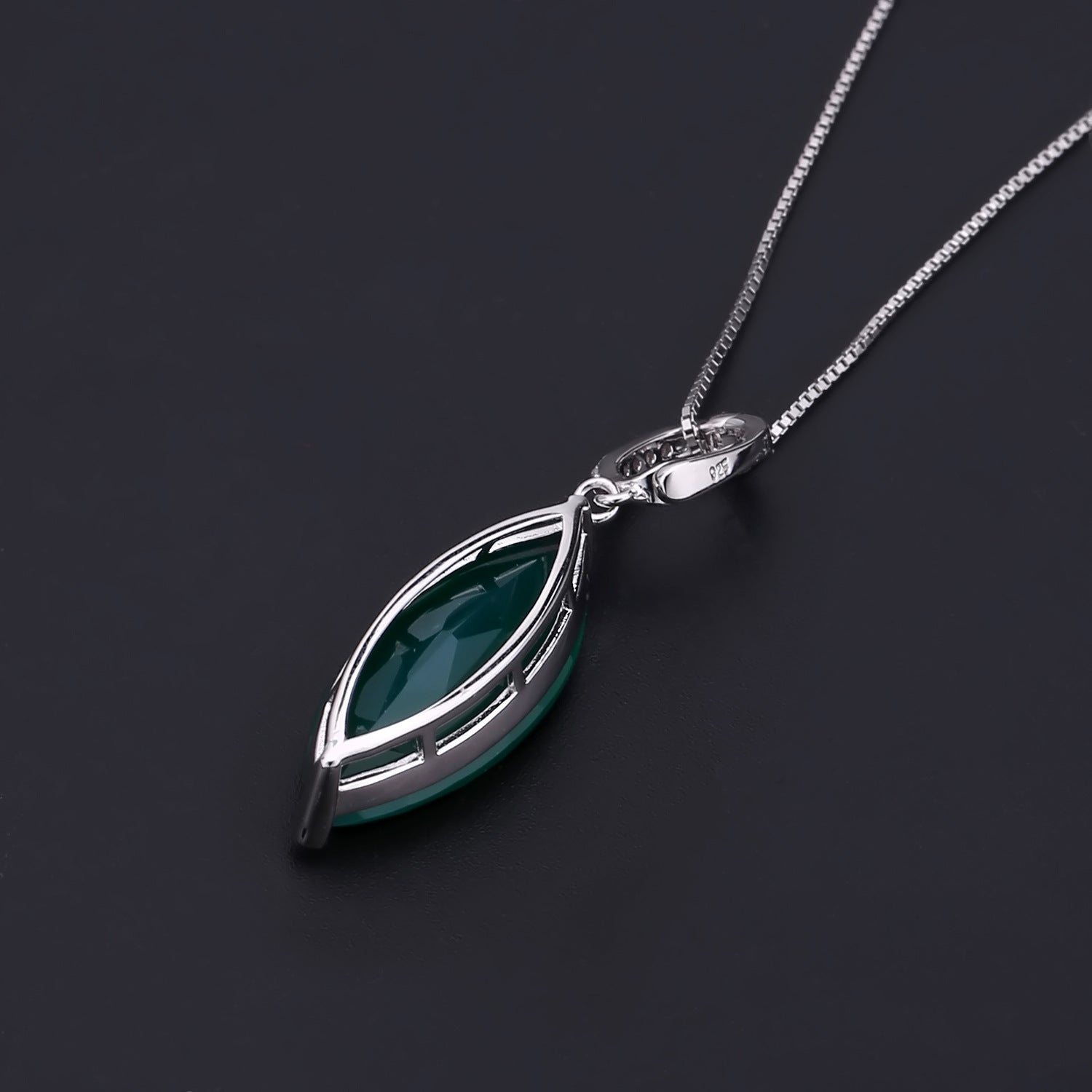 European Temperament Design Inlaid Green Agate Marquise Pendant Sterling Silver Necklace for Women
