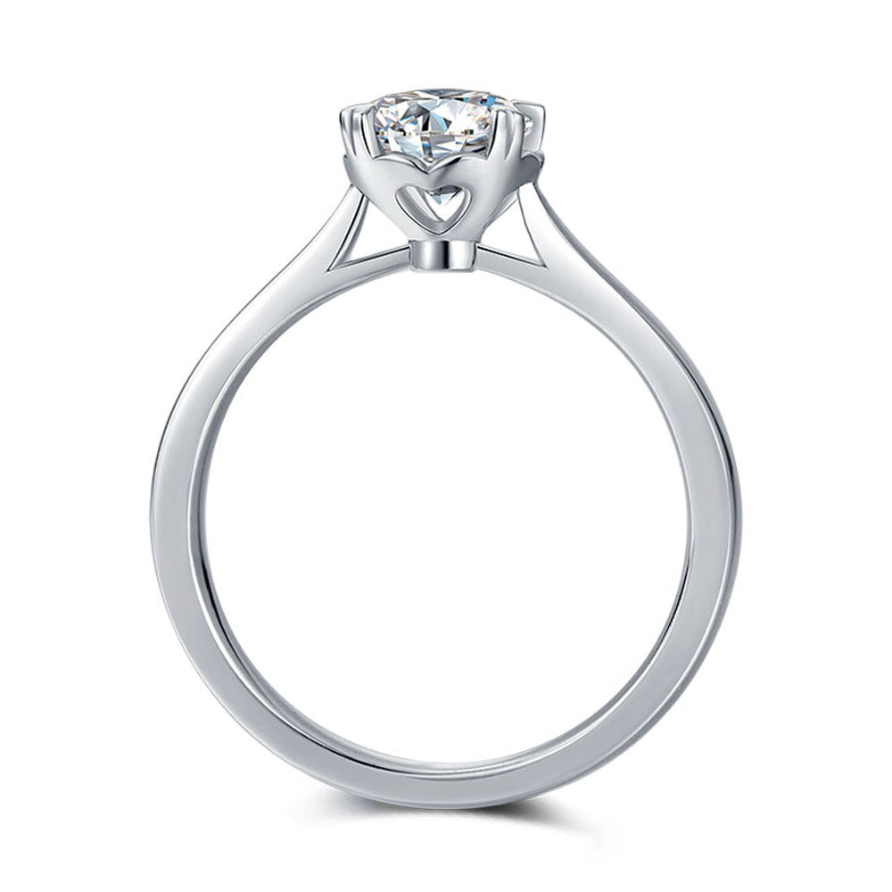 Love Four Prongs 1.0 Carat Round Cut Moissanite Engagement Ring