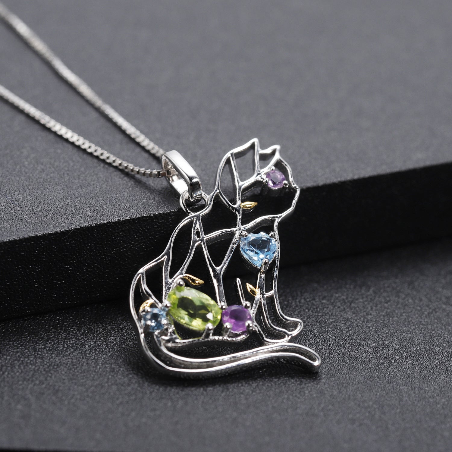 Irregular Geometric Design Inlaid Natural Colourful Gemstone Cat Shape Pendant Silver Necklace for Women