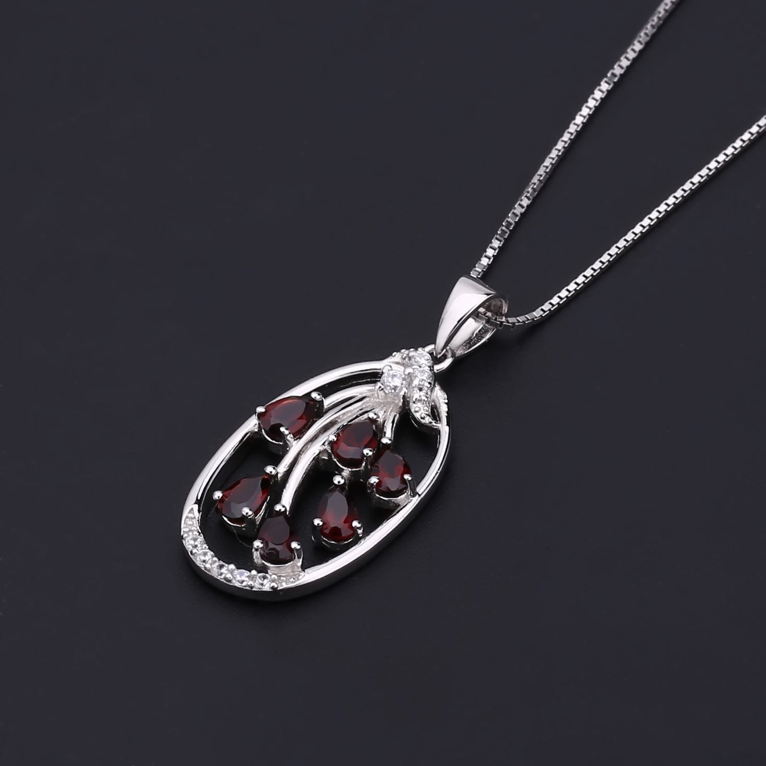 European Design Inlaid Green Crystal Pear Drop Pendant Silver Necklace for Women
