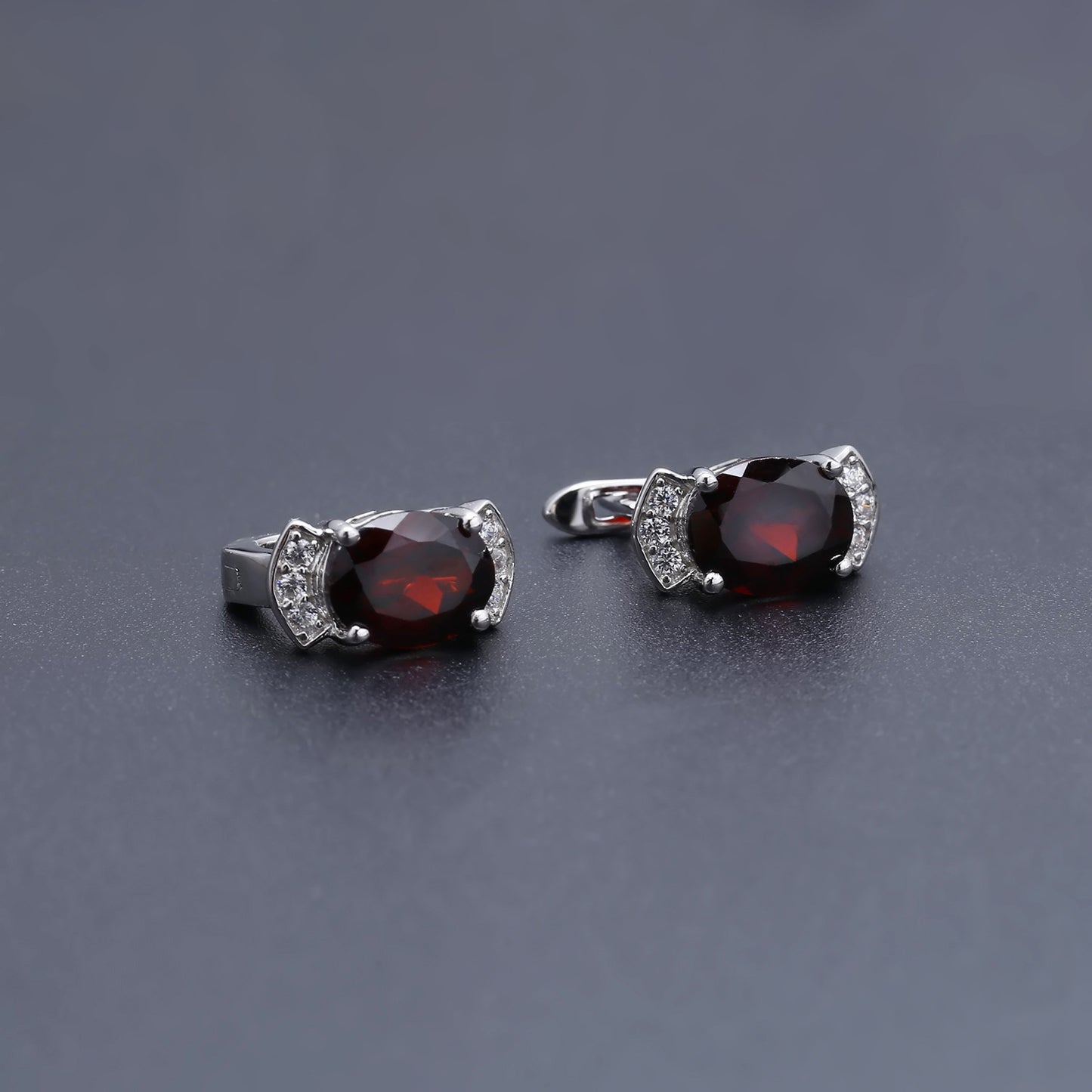 Simple Fashionable Style Inlaid Natural Gemstone Luxurious Oval Silver Studs Earrings for Women