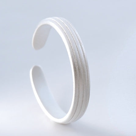 Corrugated Lines Pattern Silver Couple Ring for Women